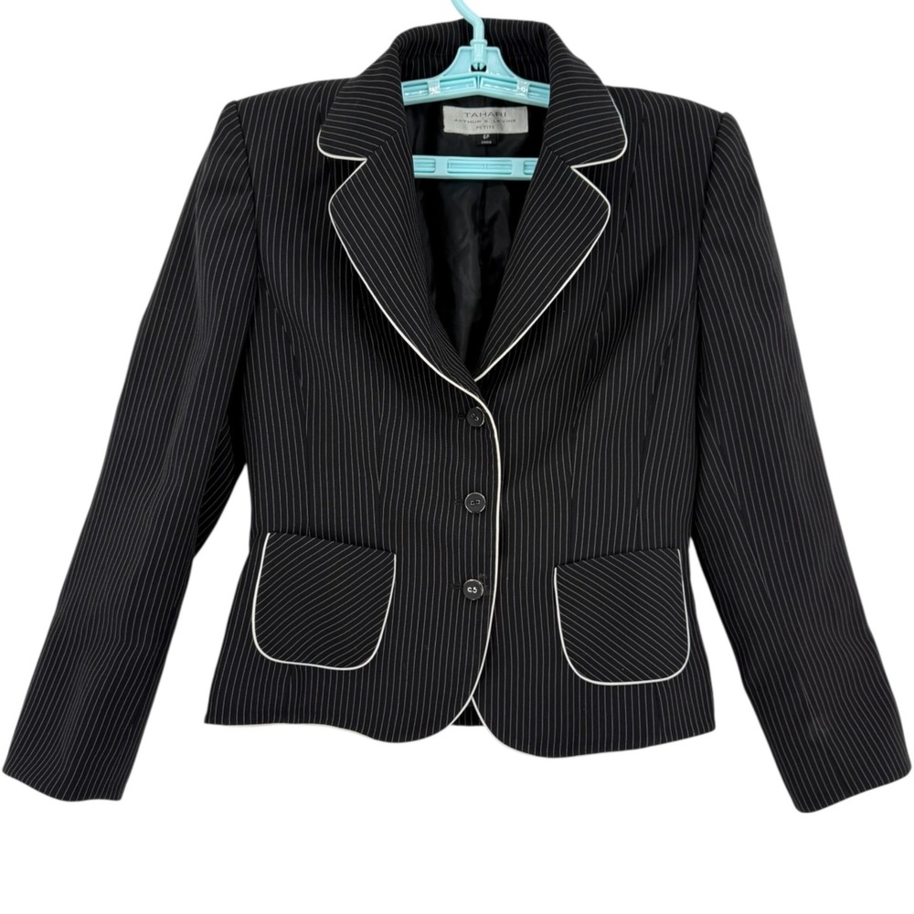 Tahari Women's Full Lined Pinstripe Black Blazer Jacket Size 6P Work Elegant